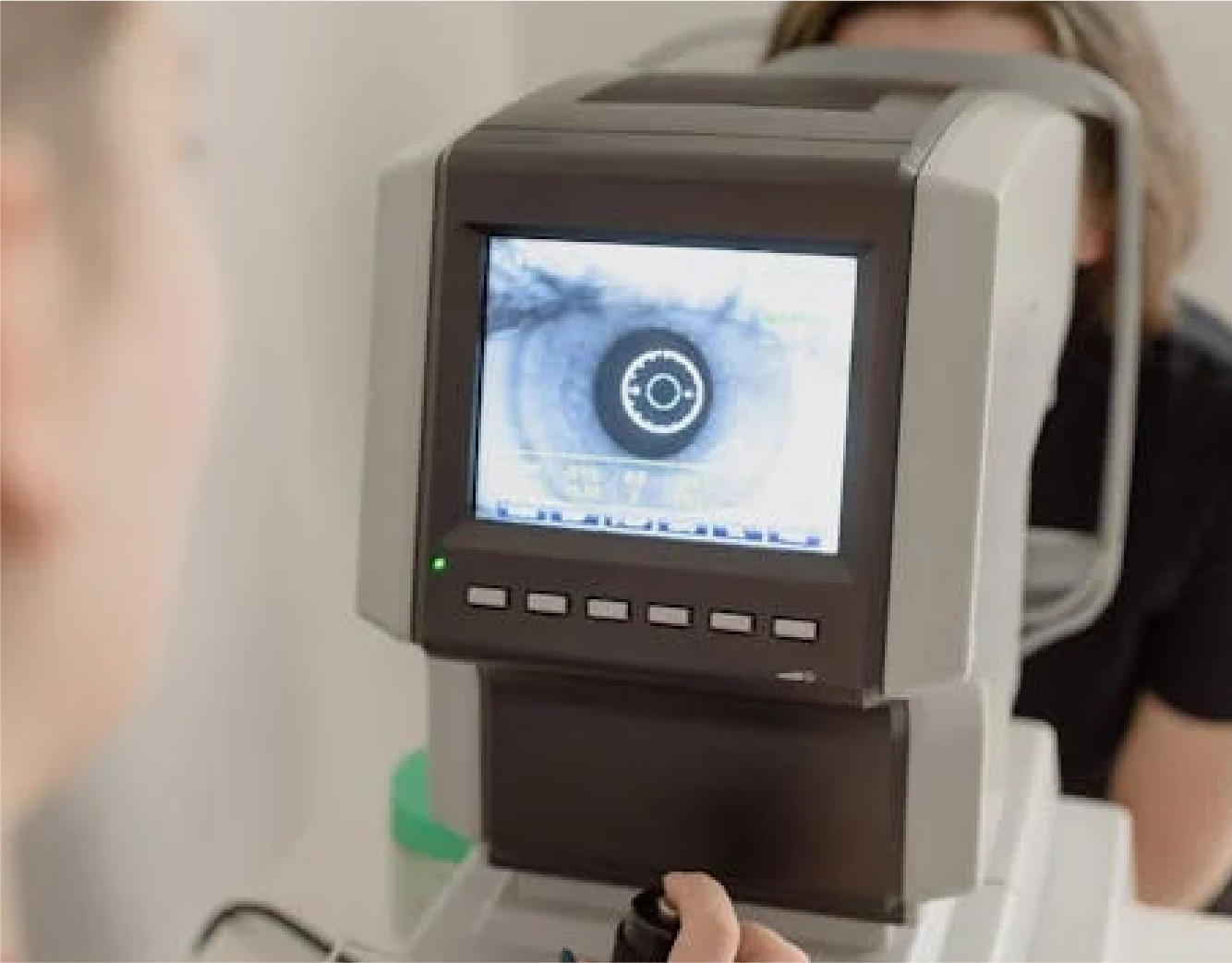 RVO treatment at an Ophthalmology clinic